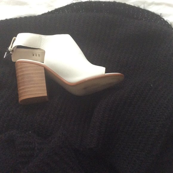 Zara white open toe ankle boot / bootie - Picture 6 of 6